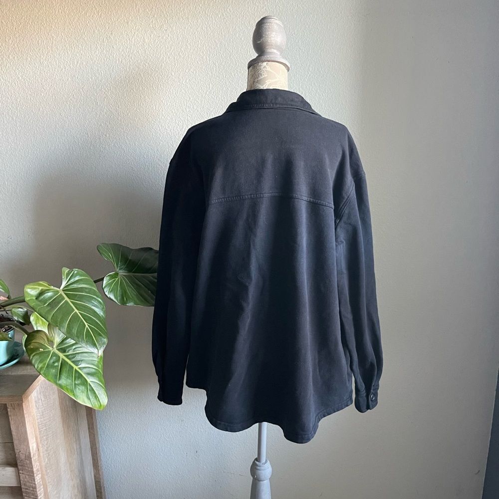Good American Fleece Button Front Shacket in Black | S/M - Picture 5 of 11